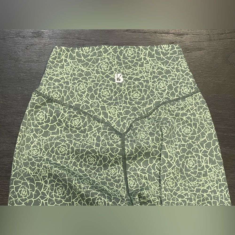 BuffBunny Green Patterned Leggings